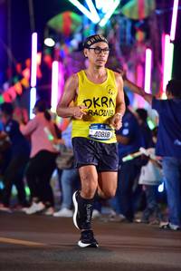 BIB: 40818
                            <button type="button" onclick="openModal(20590578)" class="btn btn-primary btn-sm float-right btn-popup" data-toggle="modal" data-target=".modal-high-quality">
                        <i class="fas fa-shopping-cart"></i> Add to Cart
                    </button>
                                            <button type="button" onclick="isThisMe(20590578, true)" class="btn btn-success btn-sm float-right btn-popup btn-isme hidden" data-toggle="tooltip" data-placement="bottom" title="นี่คือรูปของคุณใช่ไหม คลิกที่นี่เพื่อเอาเข้าอัลบั้ม">
                        <i class="fas fa-plus"></i> Add to album
                    </button>
                    <button type="button" onclick="isThisMe(20590578, false)" class="btn btn-warning btn-sm float-right btn-popup btn-isnotme hidden">
                        <i class="fas fa-ban"></i> Remove from album
                    </button>